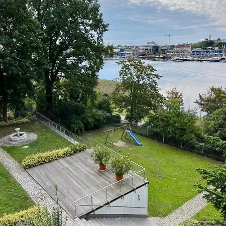 Traumwohnung Mit Stadthafen-panorama! Zwei Schlafzimmer, Parkplatz * روستوك